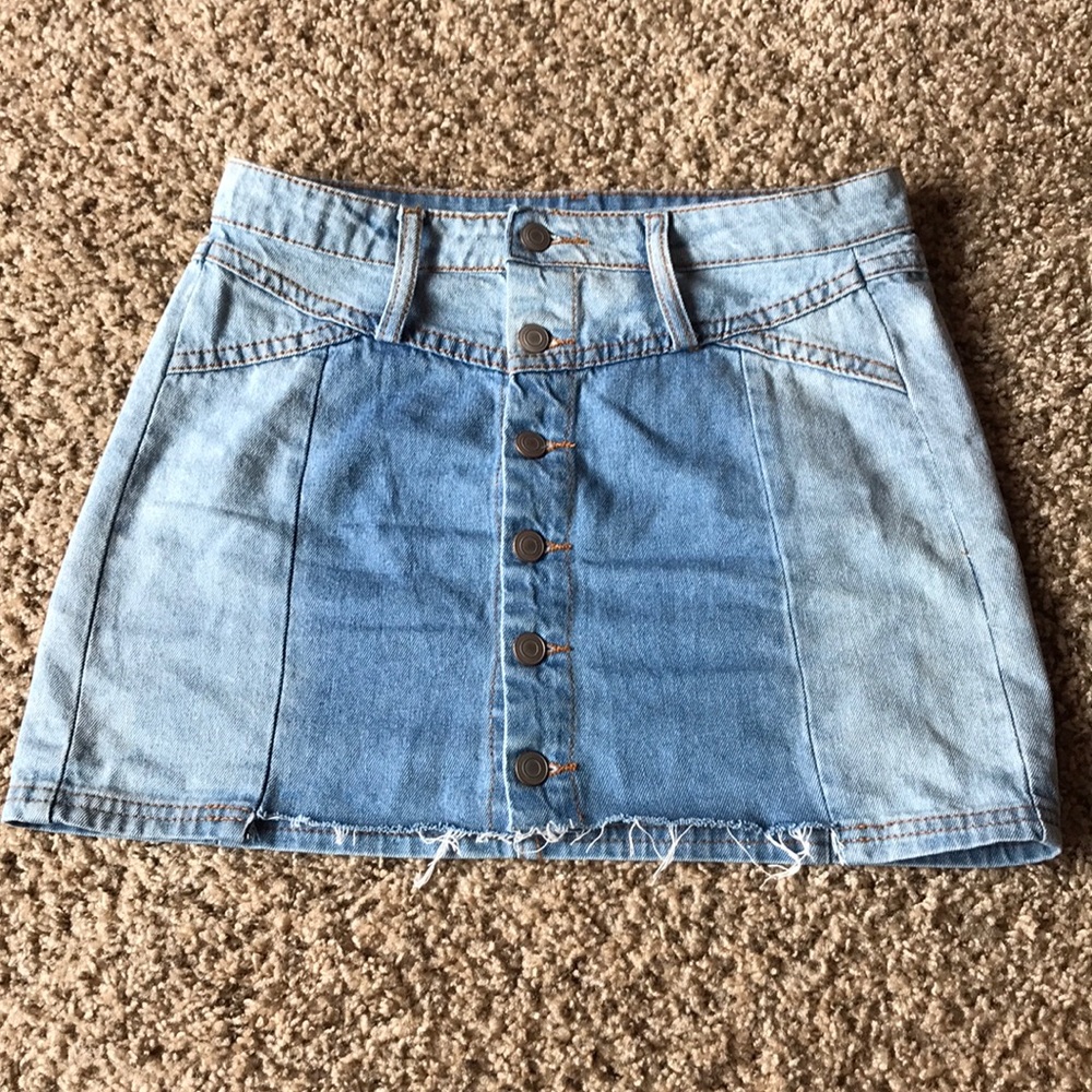 High wasted brand new skirt